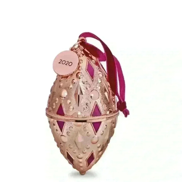 Brand New  Pandora 2020 Limited Edition Holiday Ornament - Picture 1 of 8